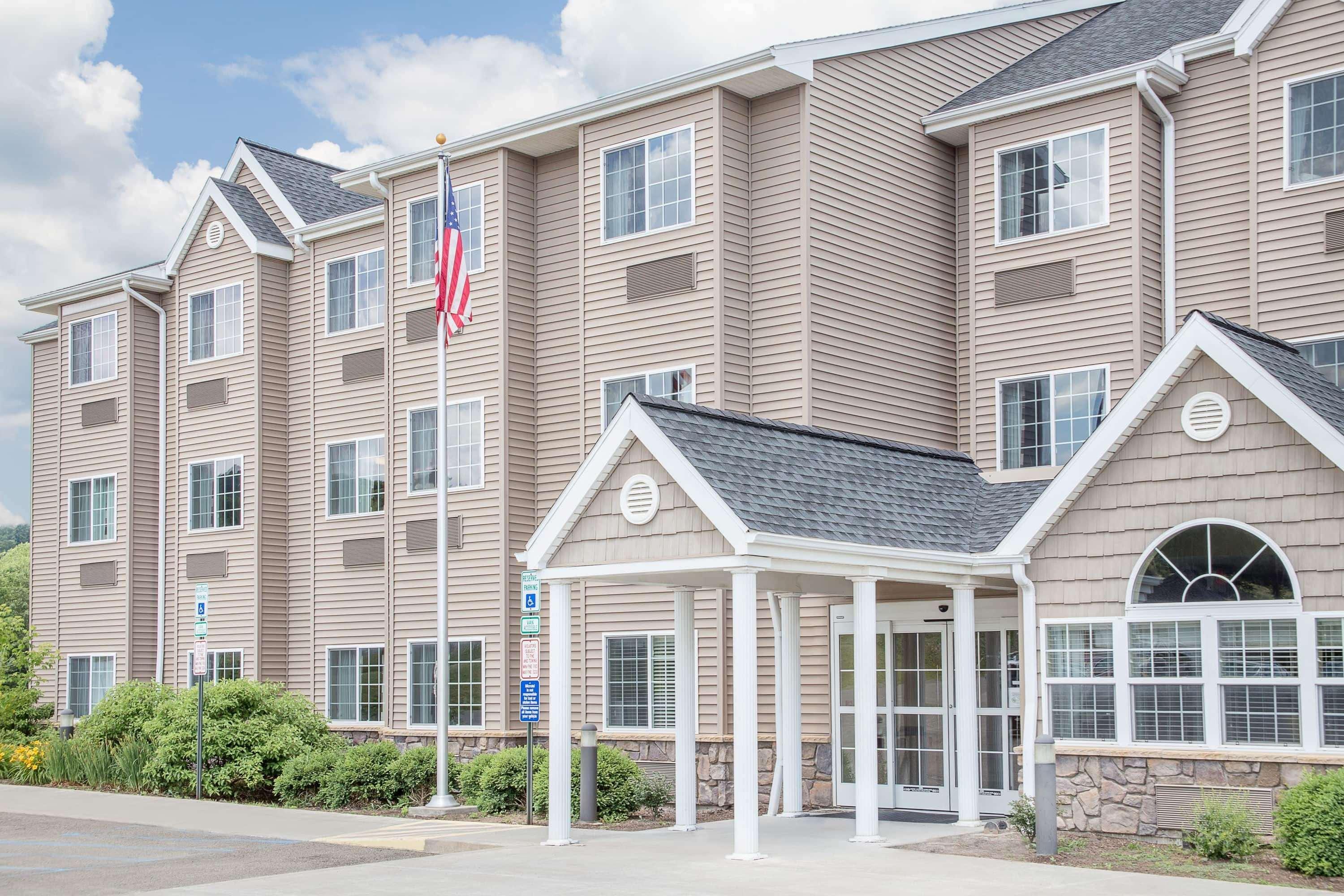 Microtel Inn & Suites Mansfield Pa Eksteriør billede